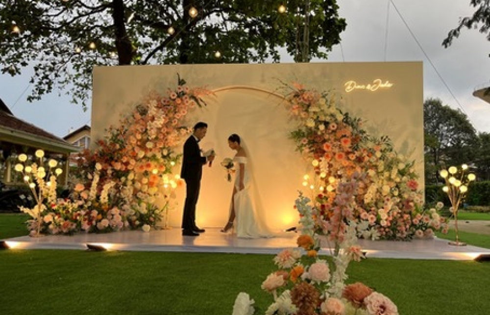 Tiệc cưới sân vườn tại Happy Garden